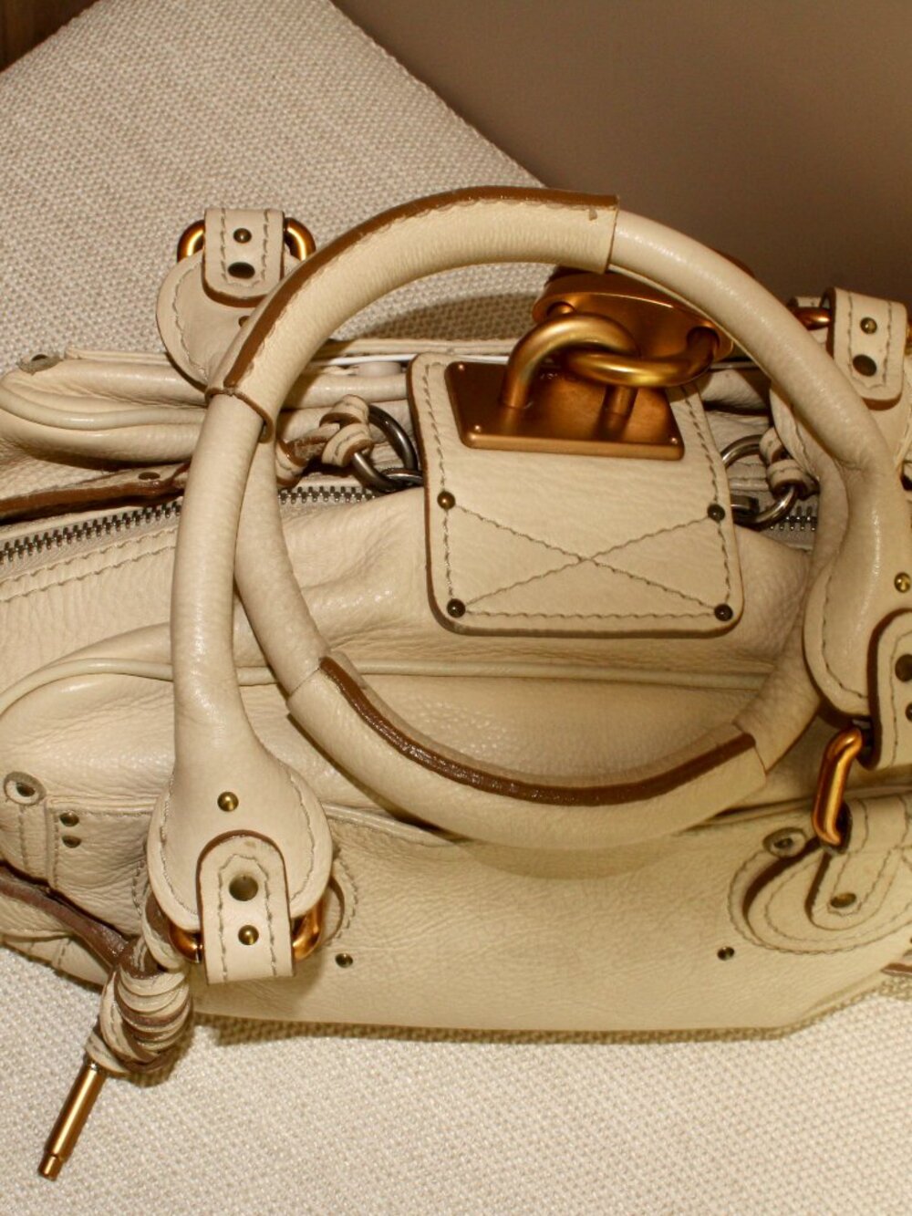 Vintage Chloé Paddington Leather Bag w/ 2 Padlocks, 2 Keys & Authentication card - Picture 8 of 16